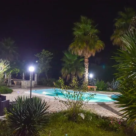 Vinne Cirase Villa *