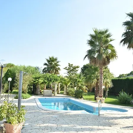 Vinne Cirase Villa