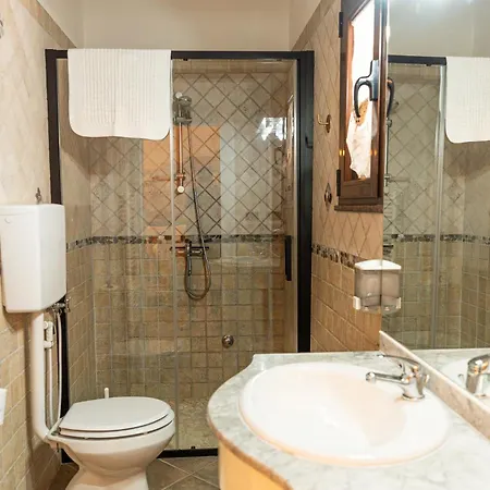 Vinne Cirase Villa *