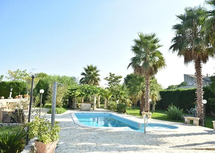 Vinne Cirase Villa
