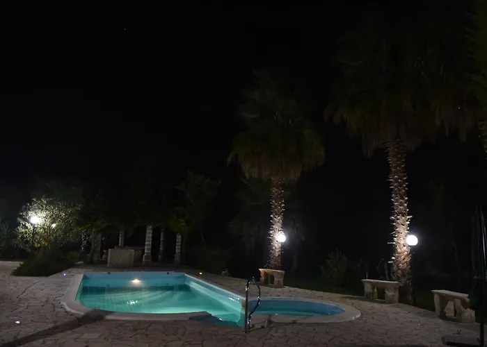 Vinne Cirase וילה