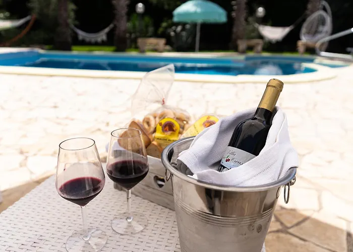 Vinne Cirase Villa *